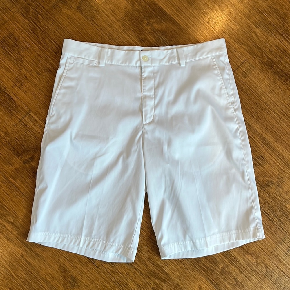 Men’s Nike Golf Shorts size 34